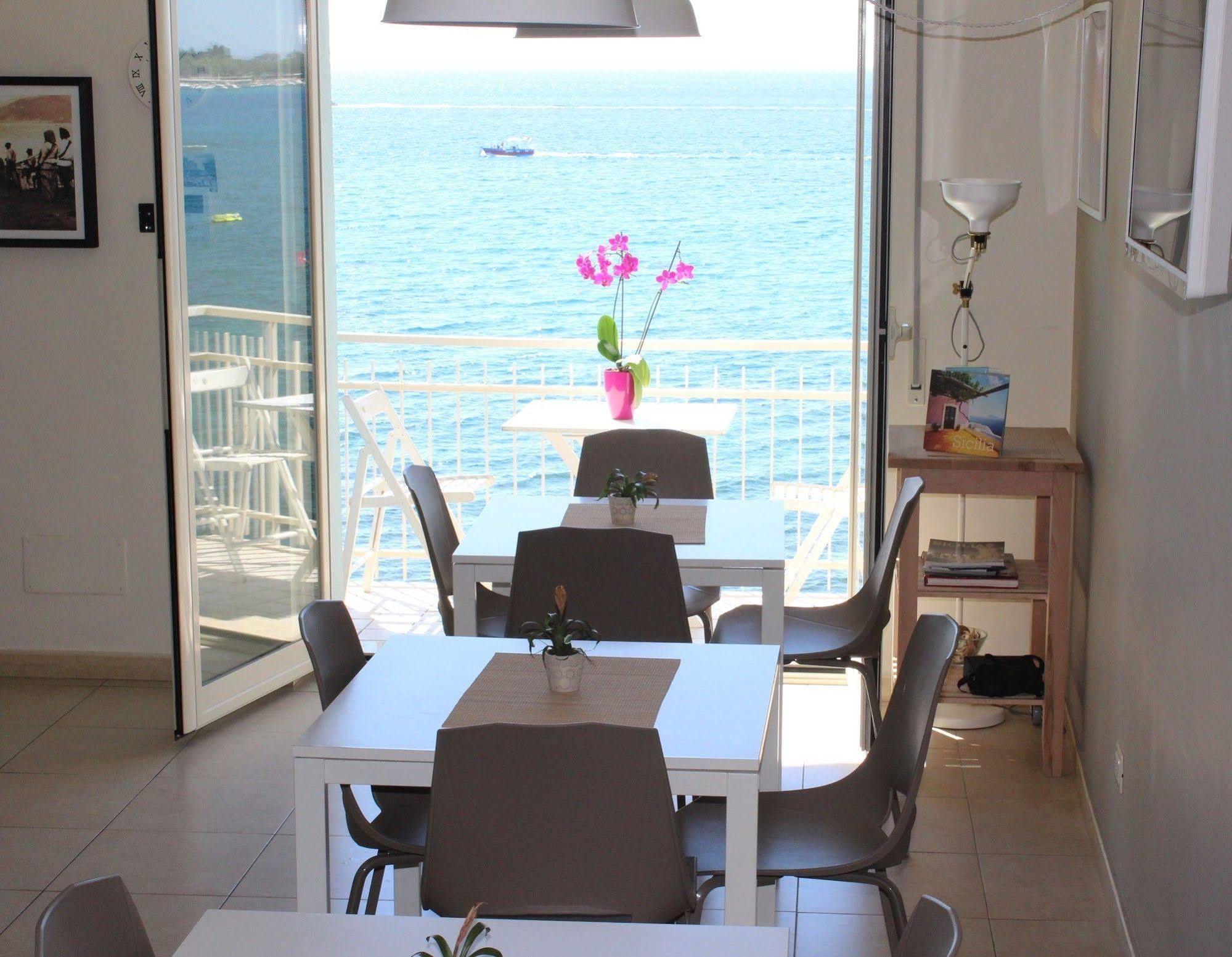 Nina B&B Giardini-Naxos Kültér fotó