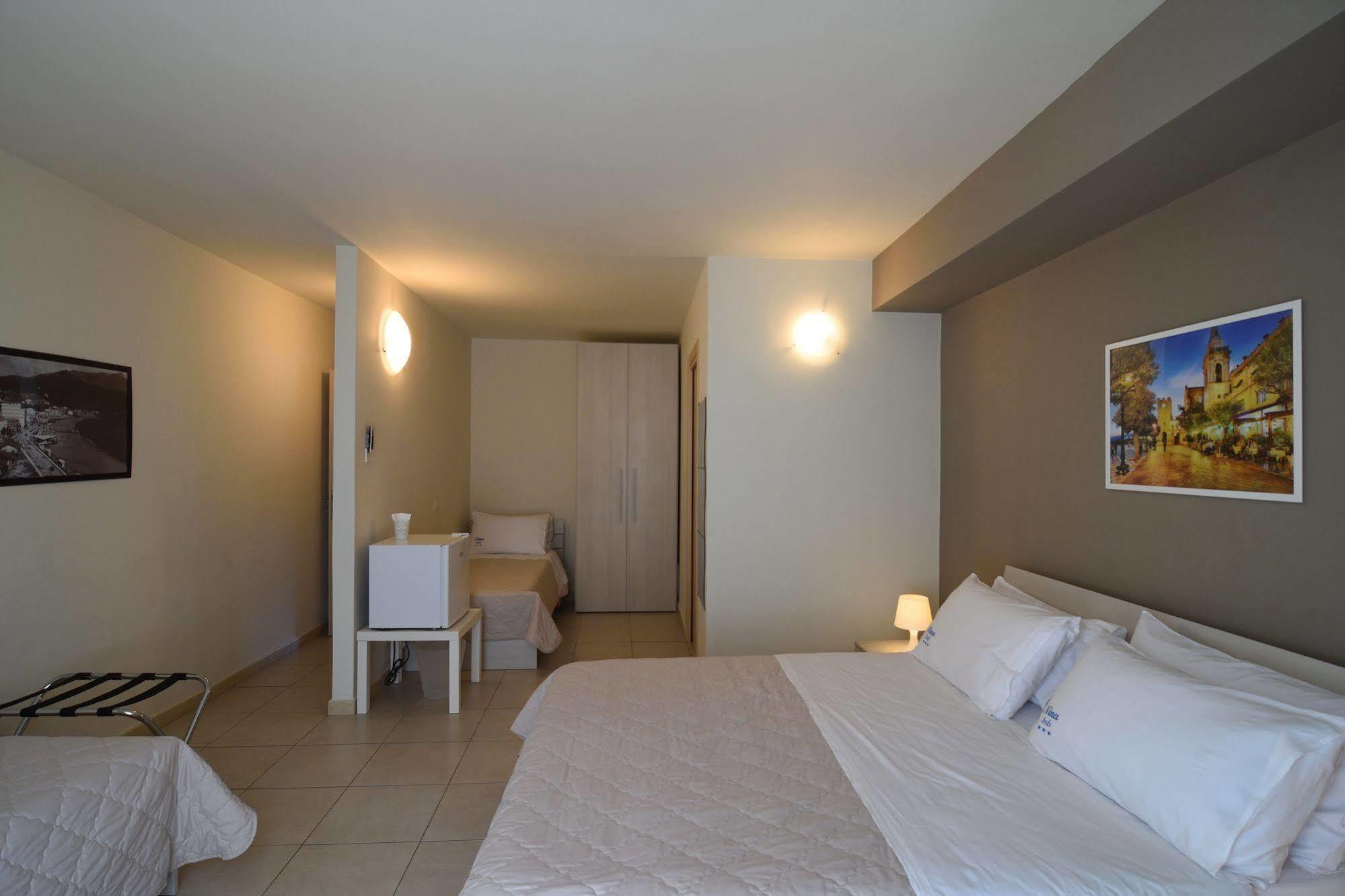 Nina B&B Giardini-Naxos Kültér fotó
